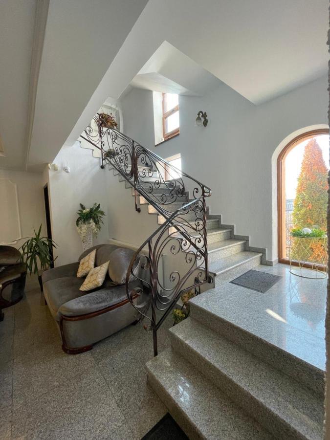 Ami Residence Bucharest Airport,Therme&Free Parking 오토페니 외부 사진