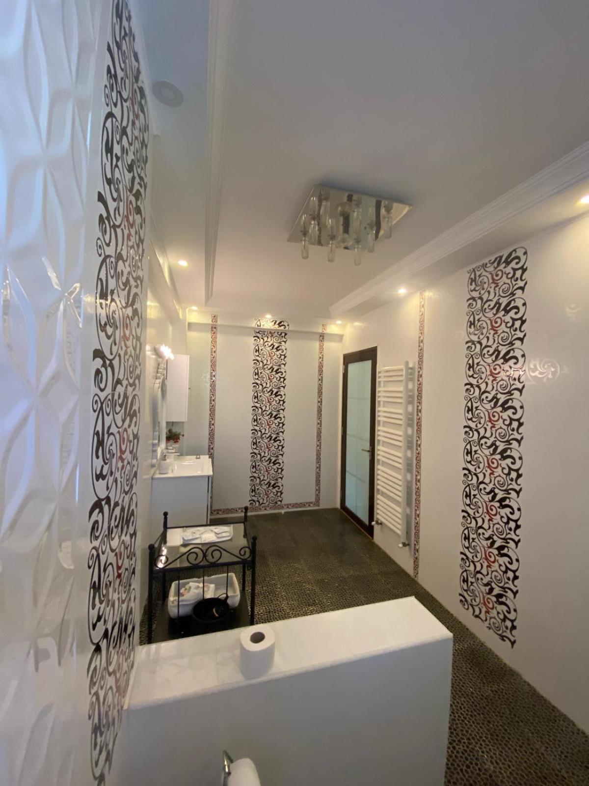 Ami Residence Bucharest Airport,Therme&Free Parking 오토페니 외부 사진
